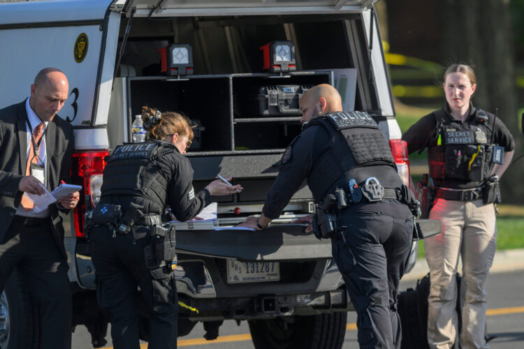 Secret Service: Suspect Opened Fire On Them Near Washington Monument